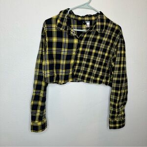 Divided Yellow & Black Cropped Plaid Button Down Top Size Medium